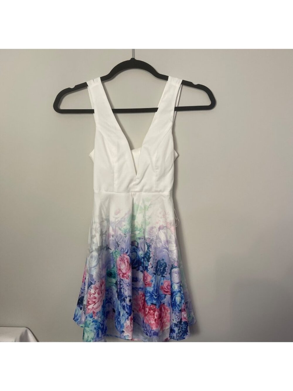 NWT May & July Womens Floral Sleeveless Dress With Bow Tie Back blue, pink Small